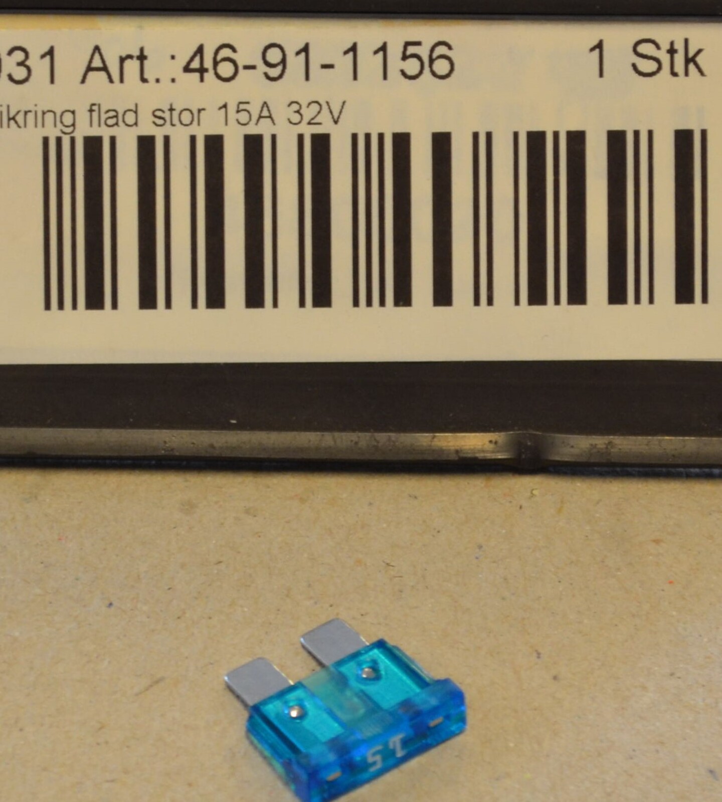 Fuse Flat big 15A 32V